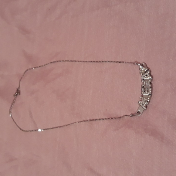 ALEXA♡ Necklace - Picture 1 of 6